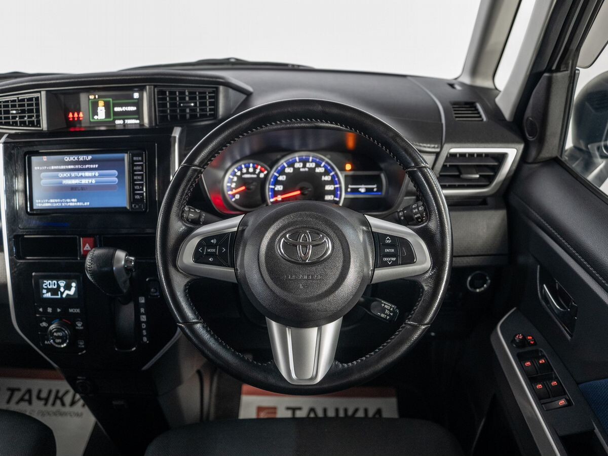 Toyota Tank 2018 - фото автомобиля