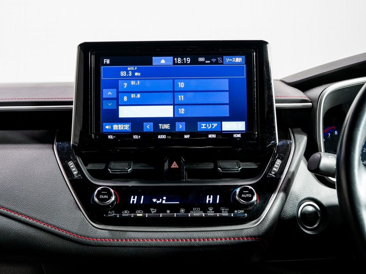 Toyota Corolla 2019 - фото автомобиля