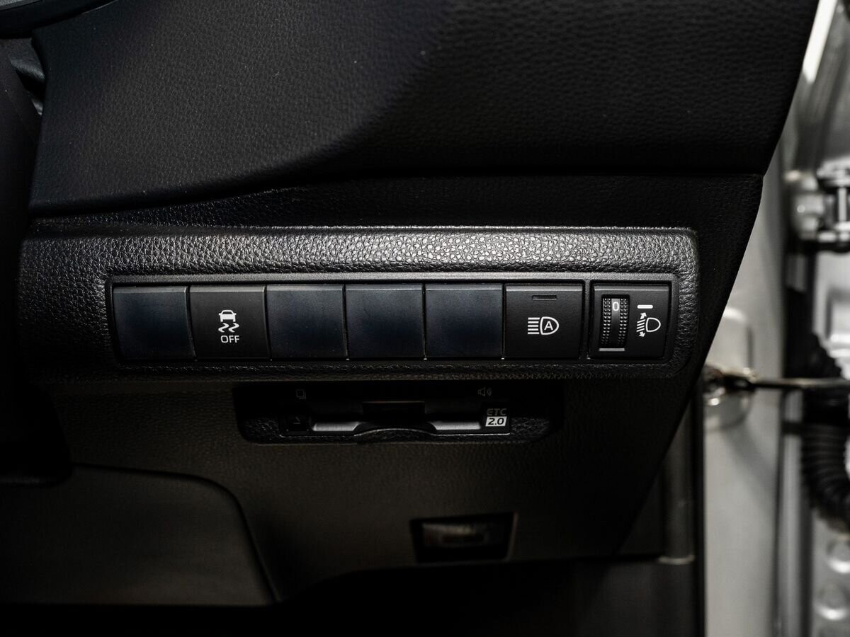 Toyota Corolla 2019 - фото автомобиля