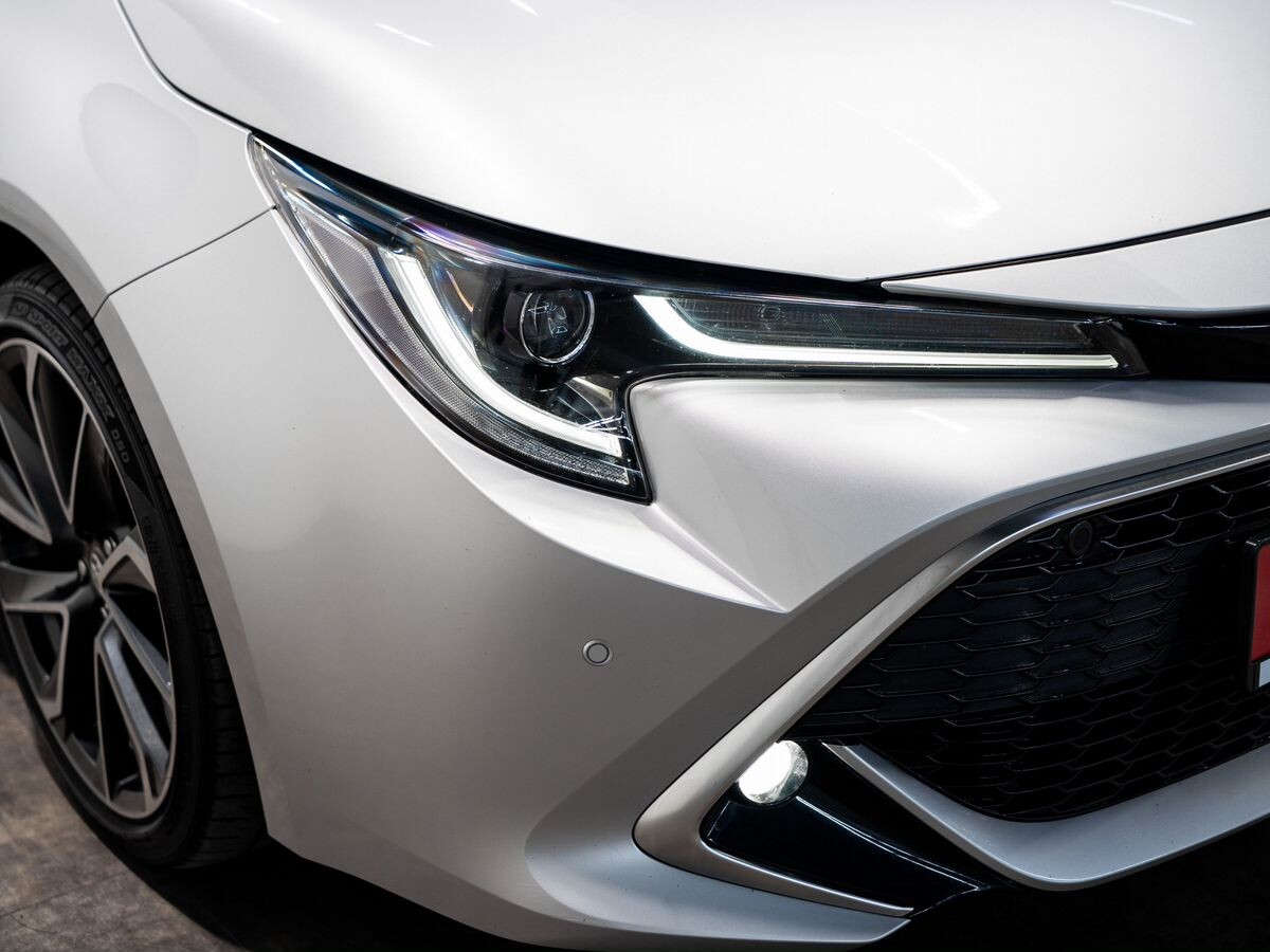 Toyota Corolla 2019 - фото автомобиля