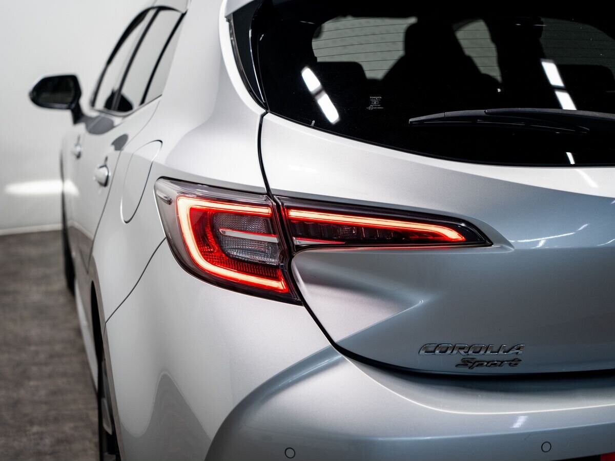 Toyota Corolla 2019 - фото автомобиля