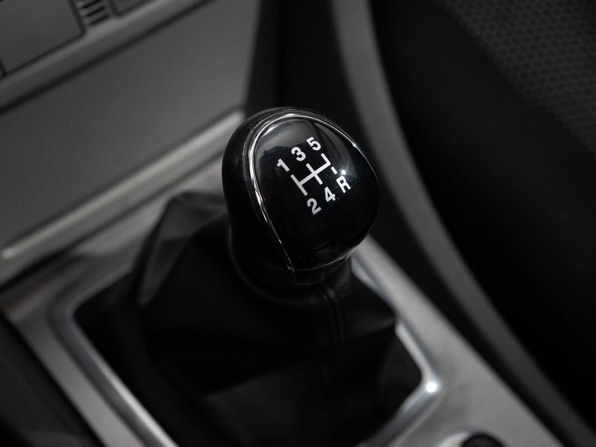 Ford Focus 2011 - фото автомобиля