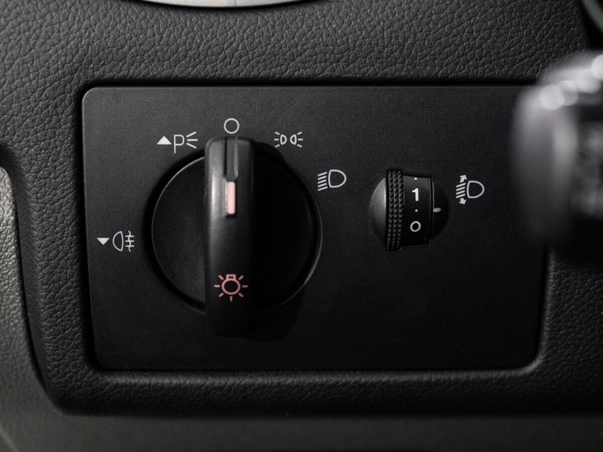Ford Focus 2011 - фото автомобиля