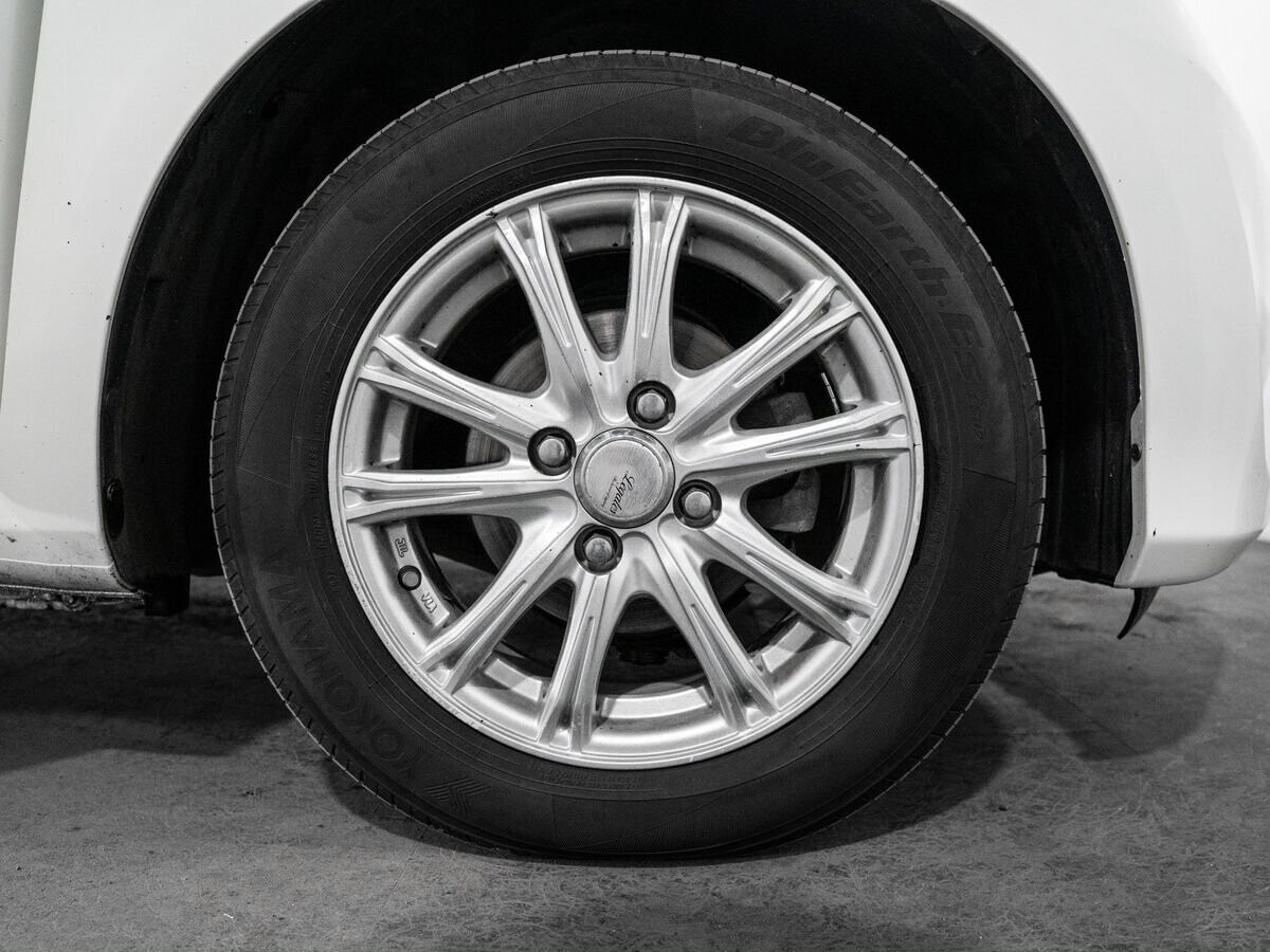 Honda Fit 2013 - фото автомобиля
