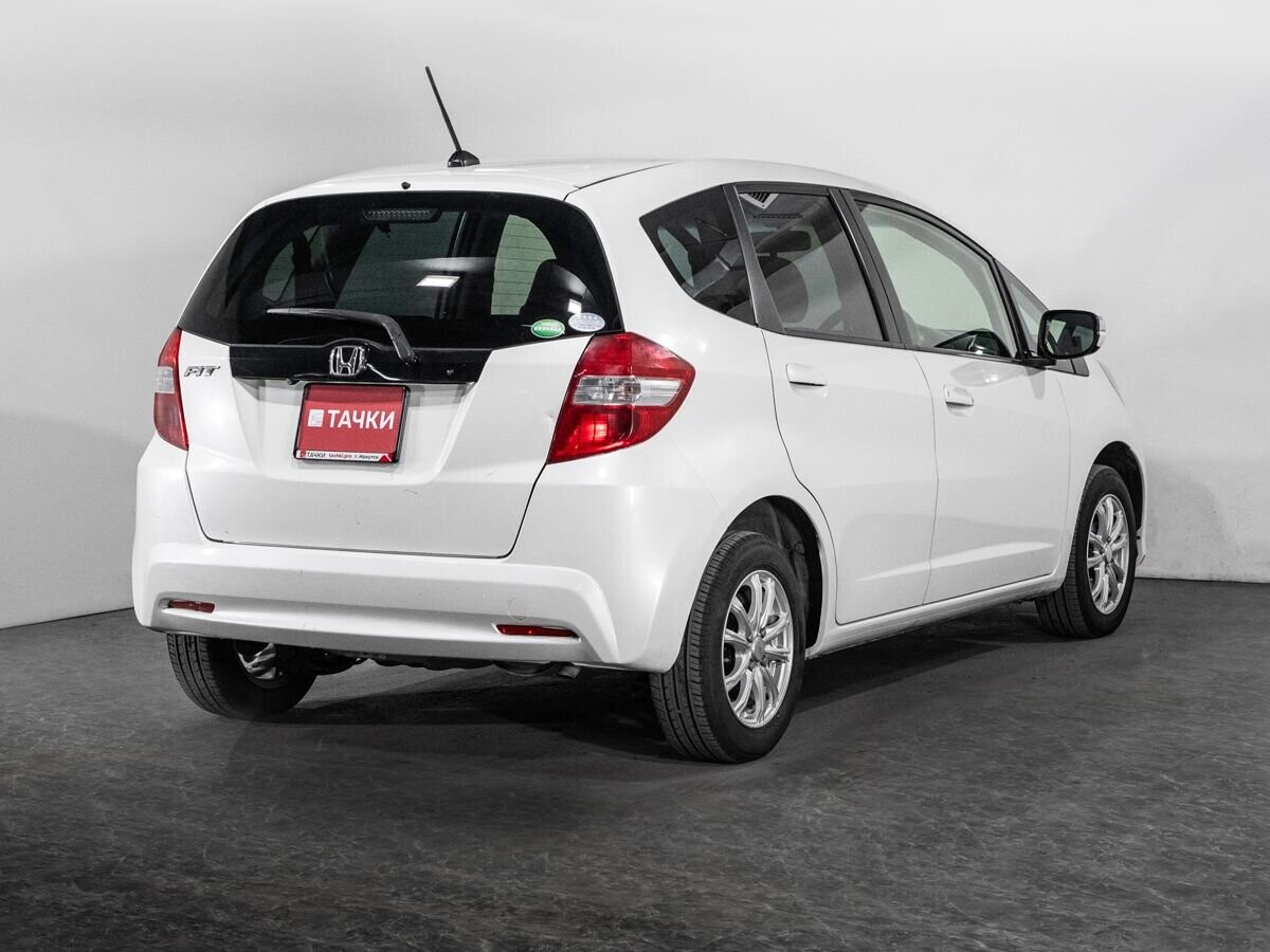 Honda Fit 2013 - фото автомобиля