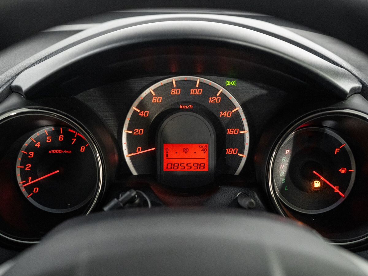 Honda Fit 2013 - фото автомобиля