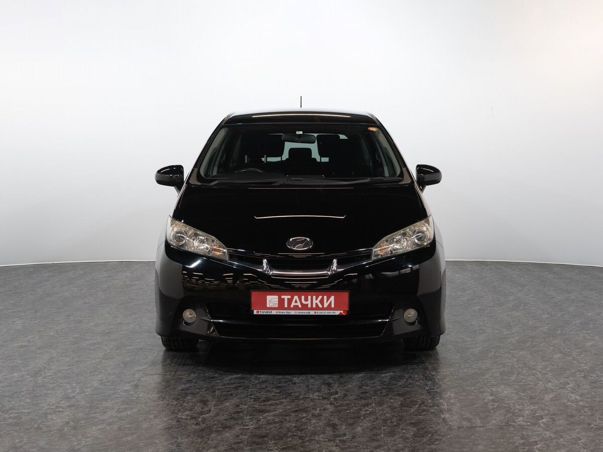 Toyota Wish 2010 - фото автомобиля