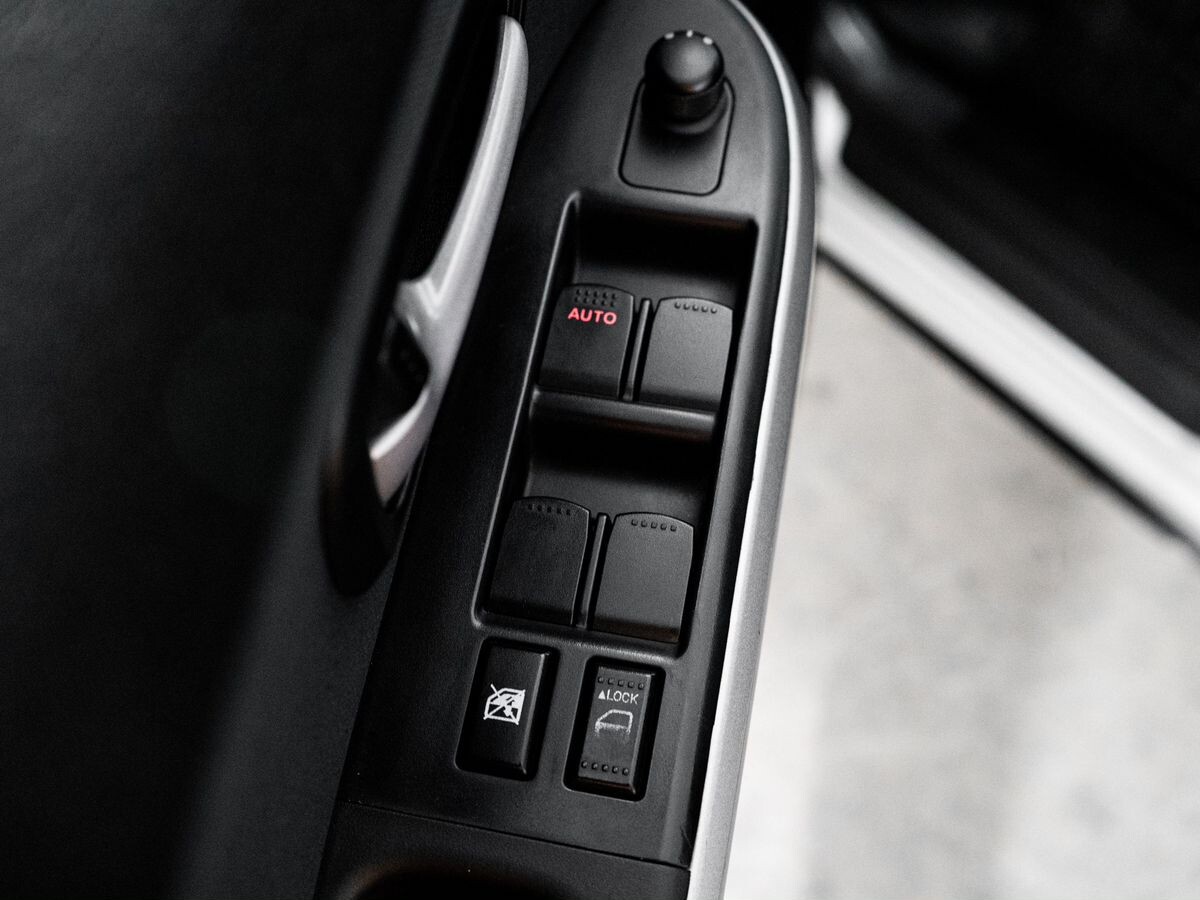 Suzuki Grand Vitara 2012 - фото автомобиля
