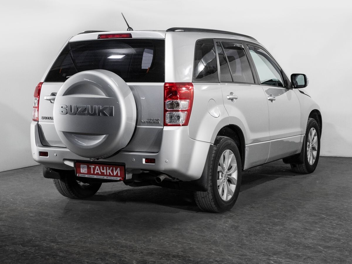 Suzuki Grand Vitara 2012 - фото автомобиля