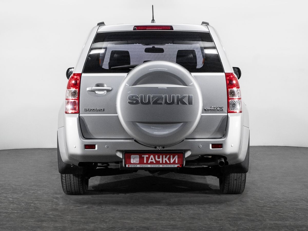 Suzuki Grand Vitara 2012 - фото автомобиля