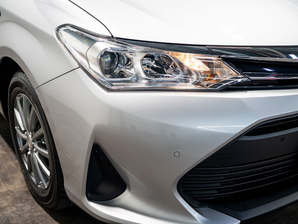 Toyota Corolla Fielder 2019 - фото автомобиля