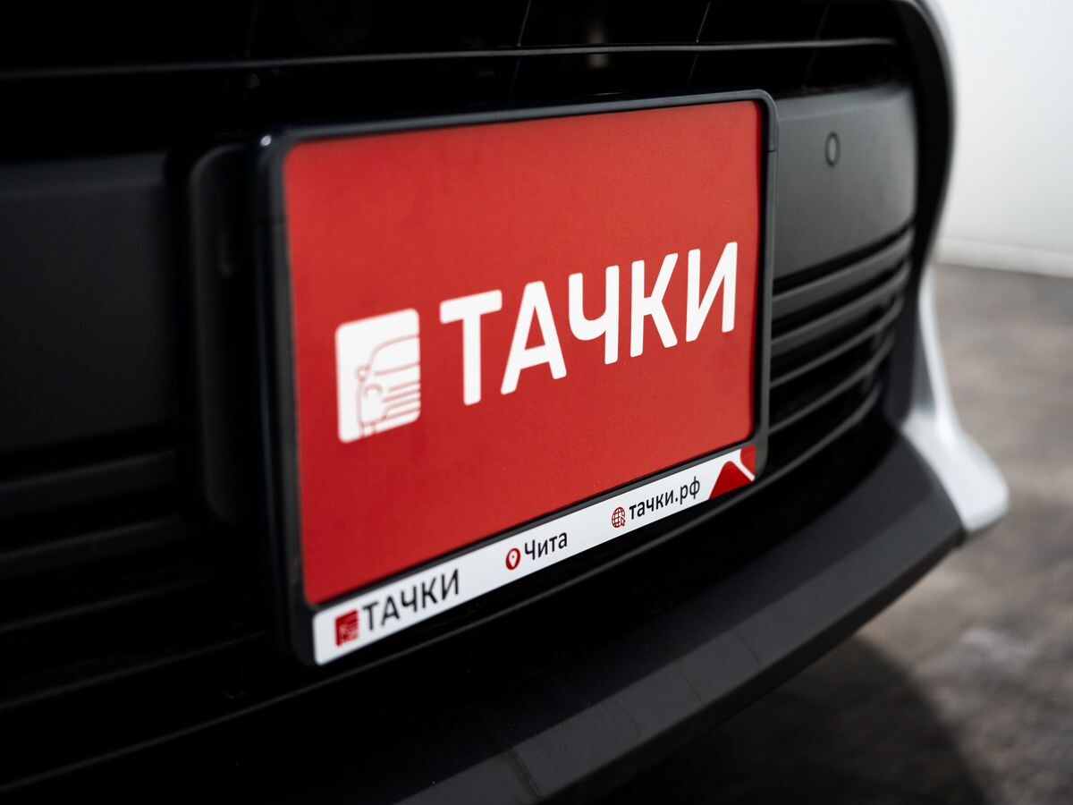 Toyota Corolla Fielder 2019 - фото автомобиля