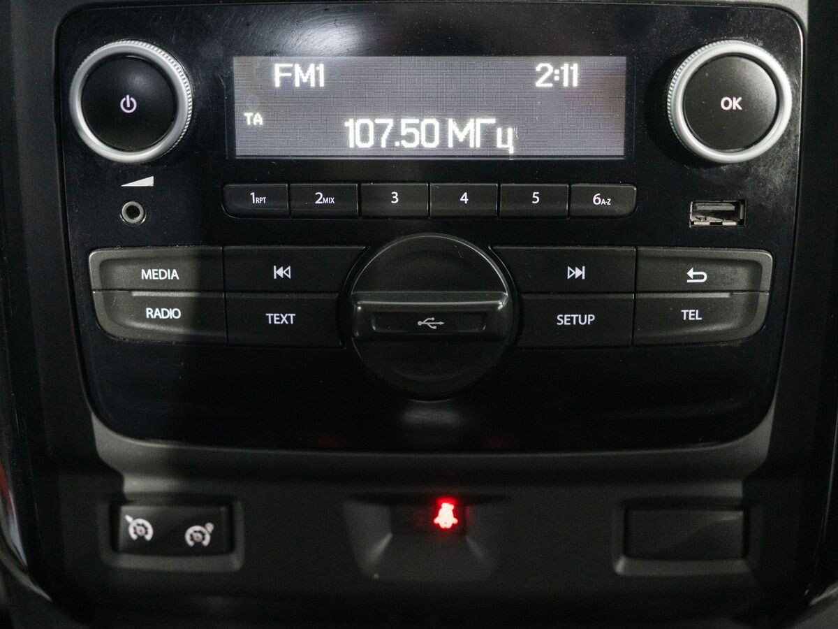Renault Duster 2020 - фото автомобиля