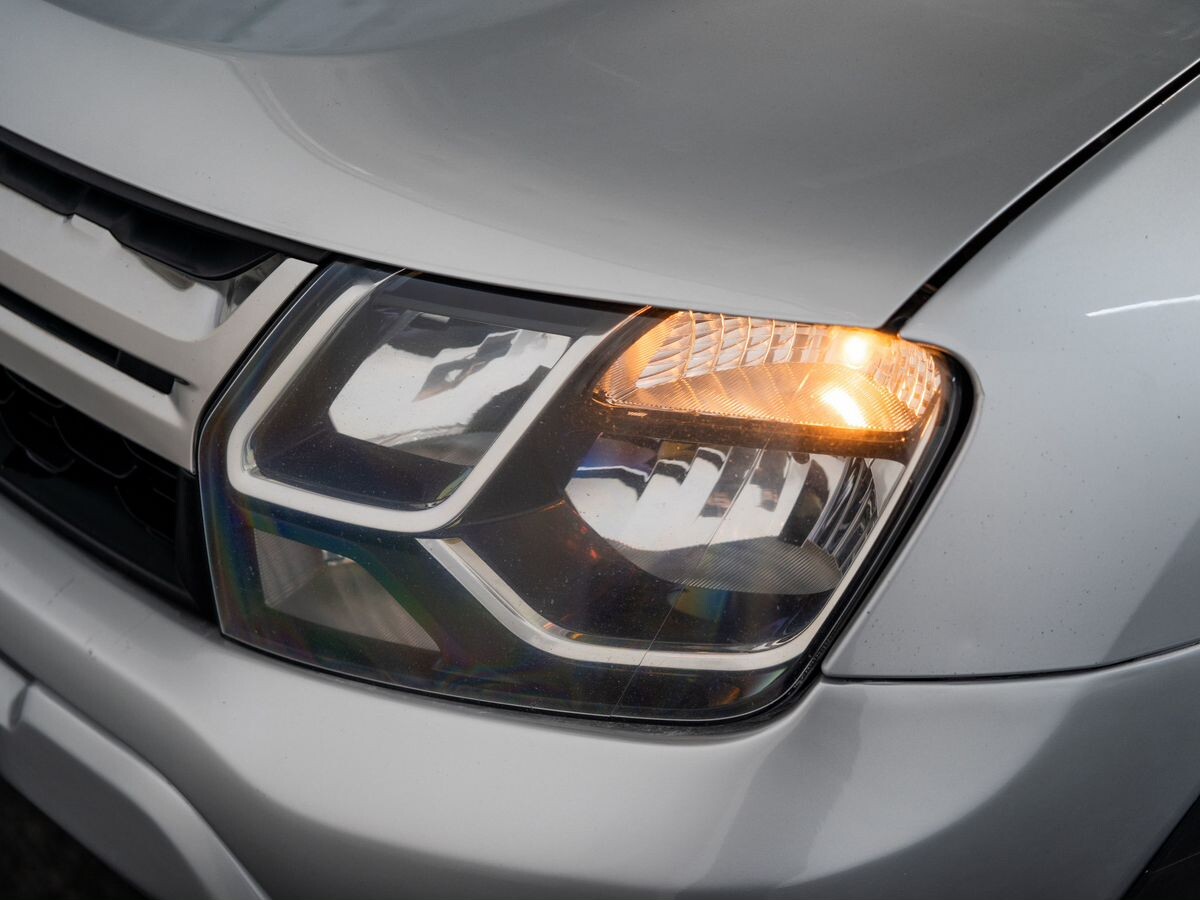 Renault Duster 2020 - фото автомобиля