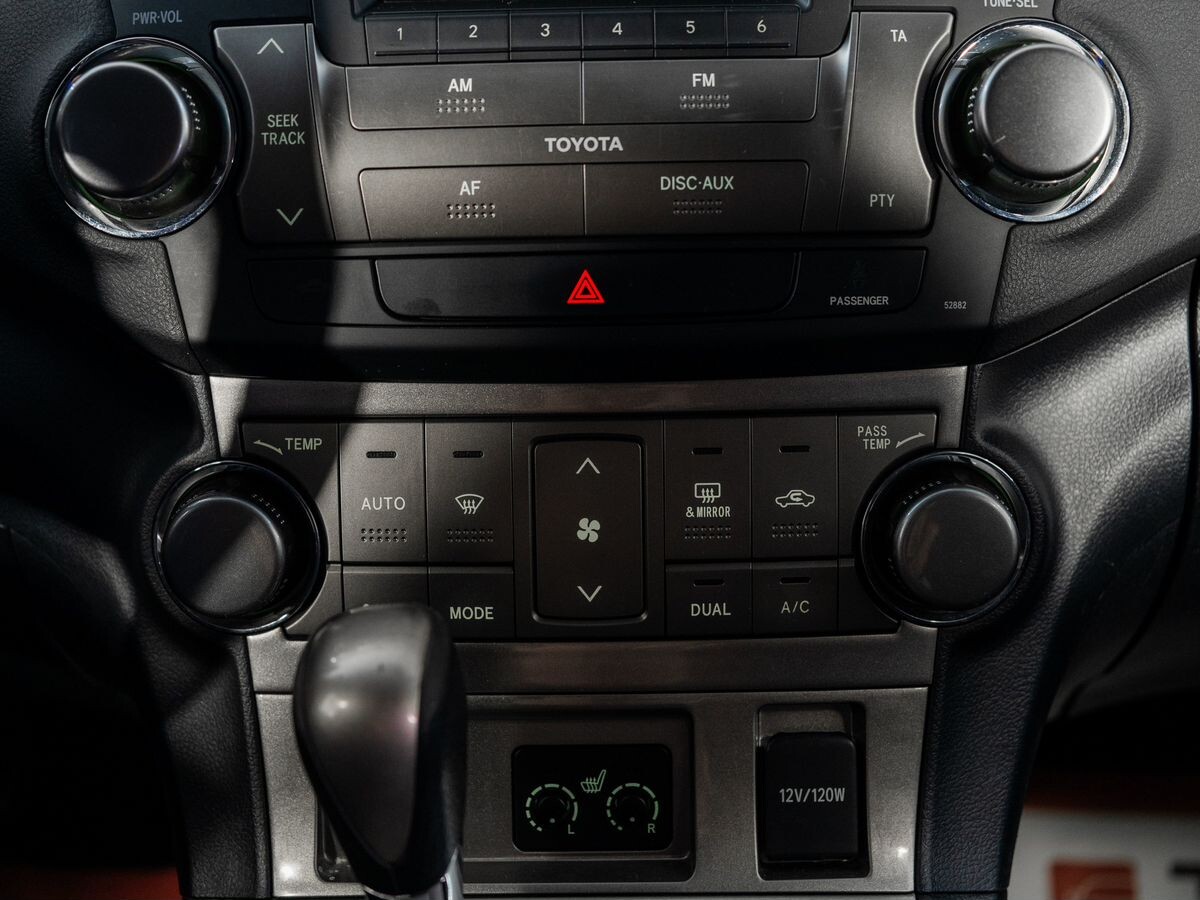 Toyota Highlander 2013 - фото автомобиля
