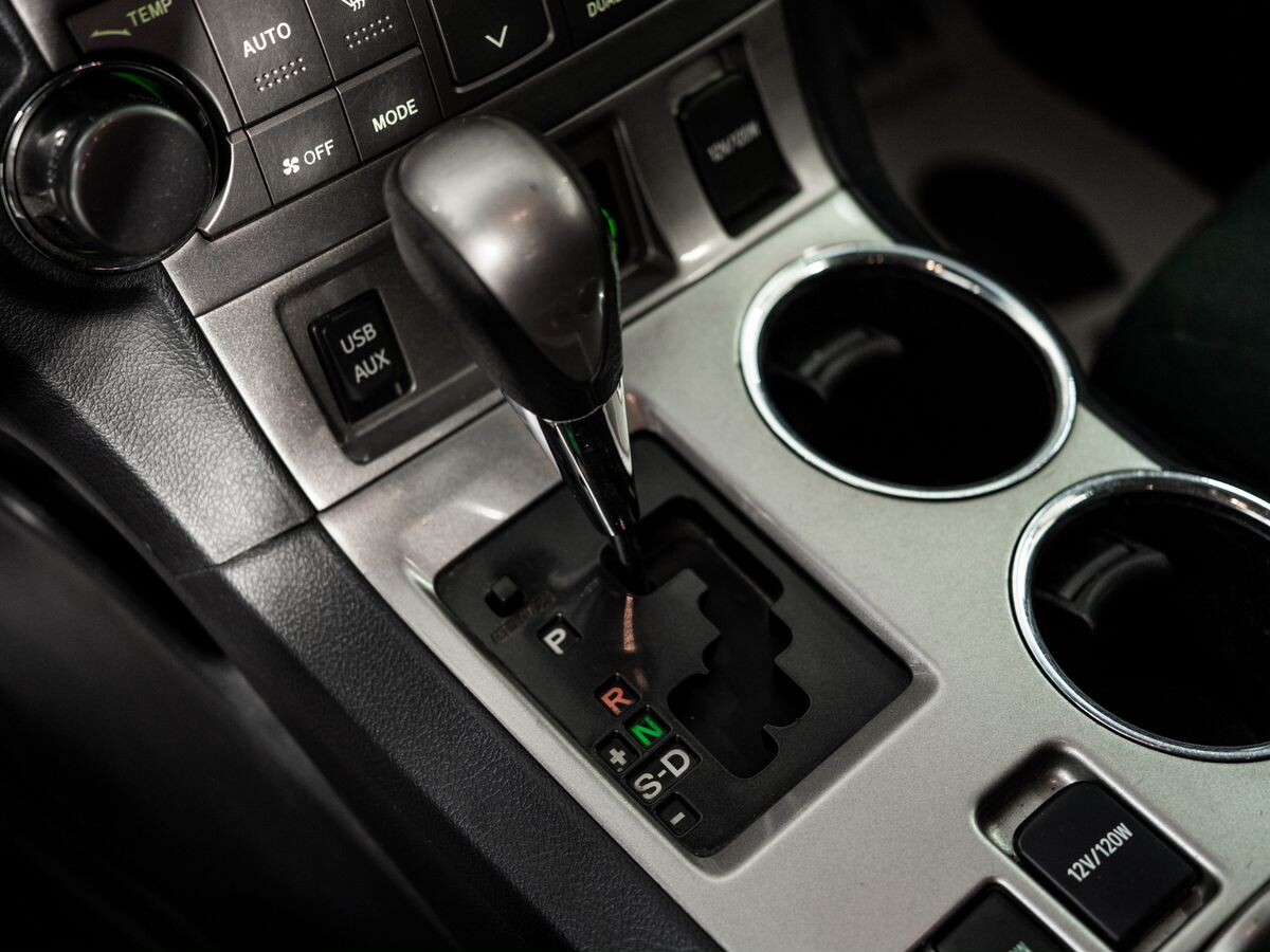 Toyota Highlander 2013 - фото автомобиля