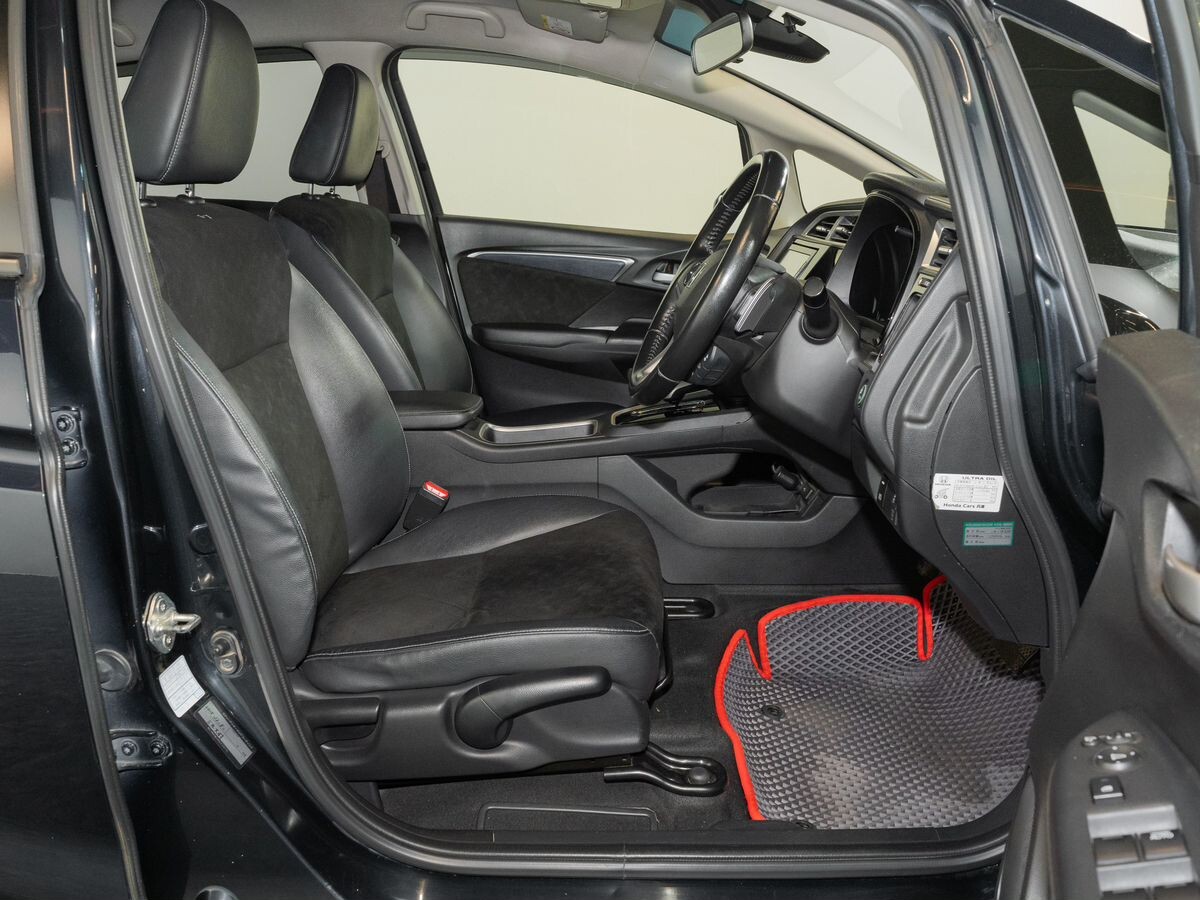 Honda Shuttle 2015 - фото автомобиля