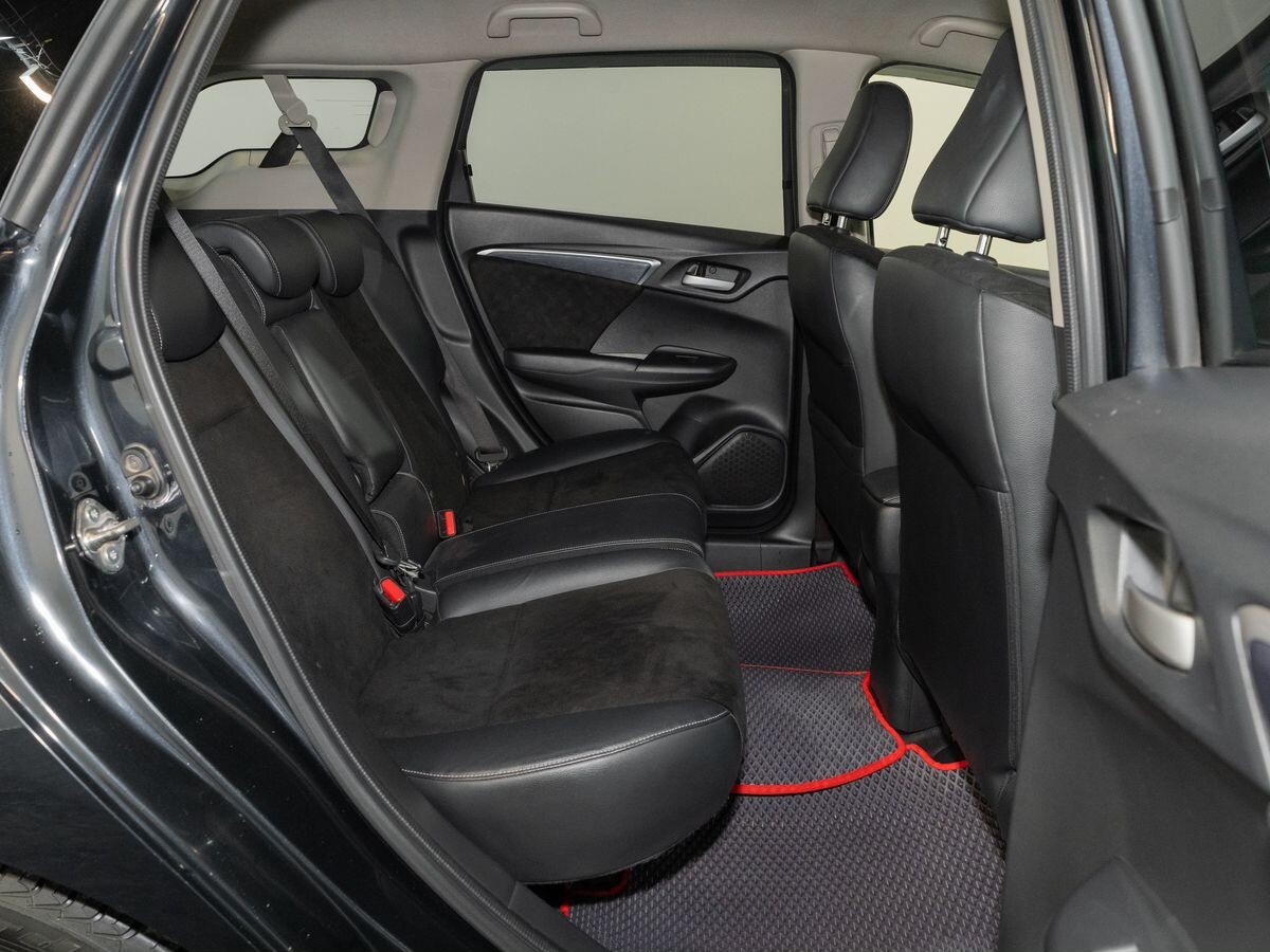 Honda Shuttle 2015 - фото автомобиля