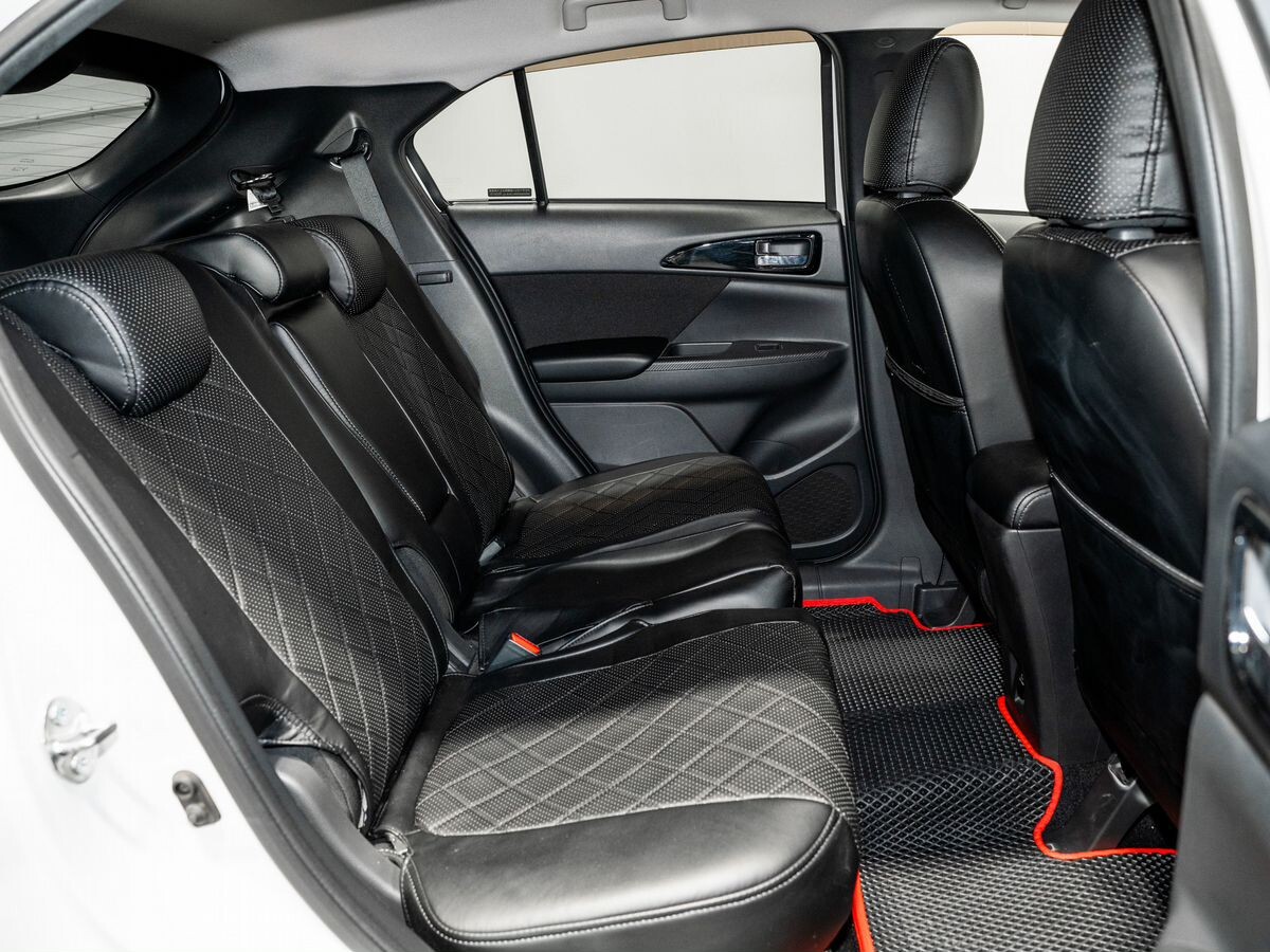 Mitsubishi Eclipse Cross 2018 - фото автомобиля