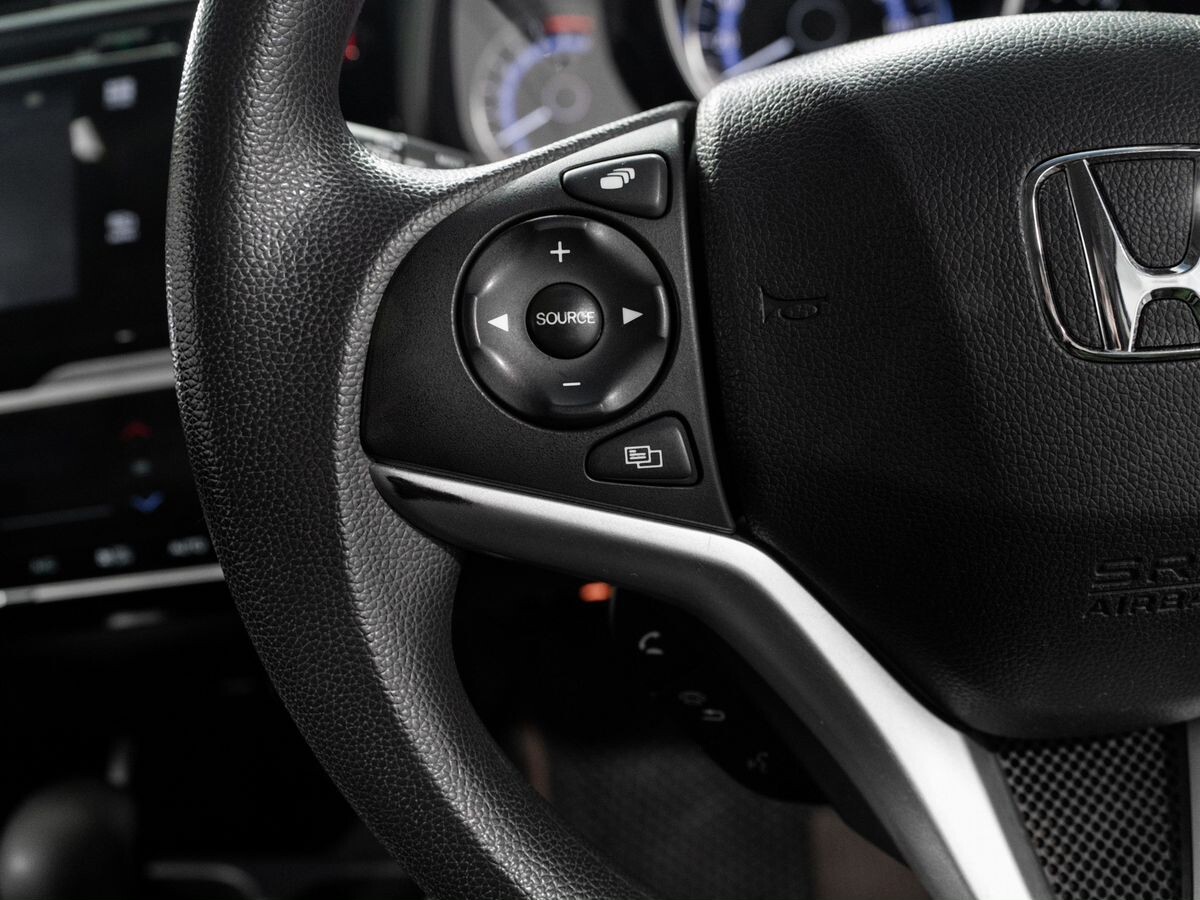 Honda Fit 2013 - фото автомобиля