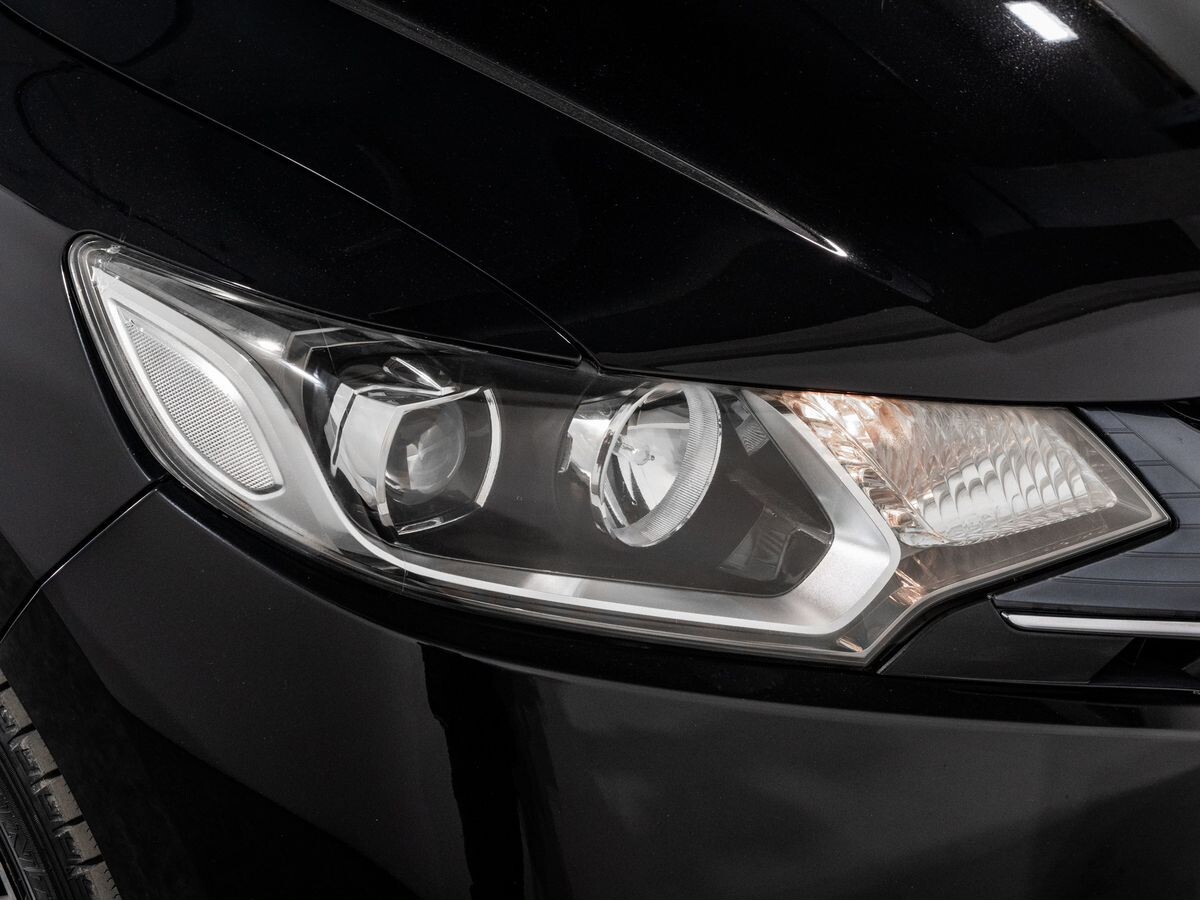 Honda Fit 2013 - фото автомобиля