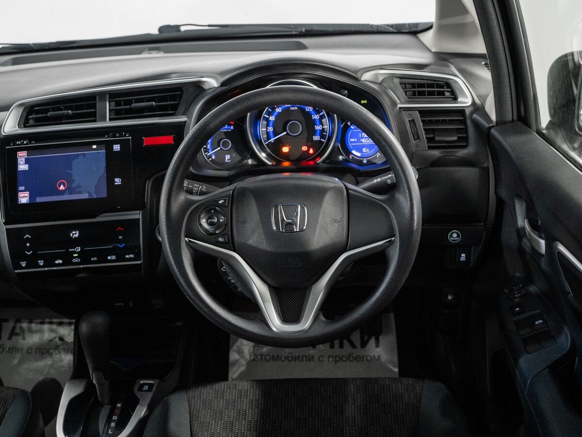 Honda Fit 2013 - фото автомобиля