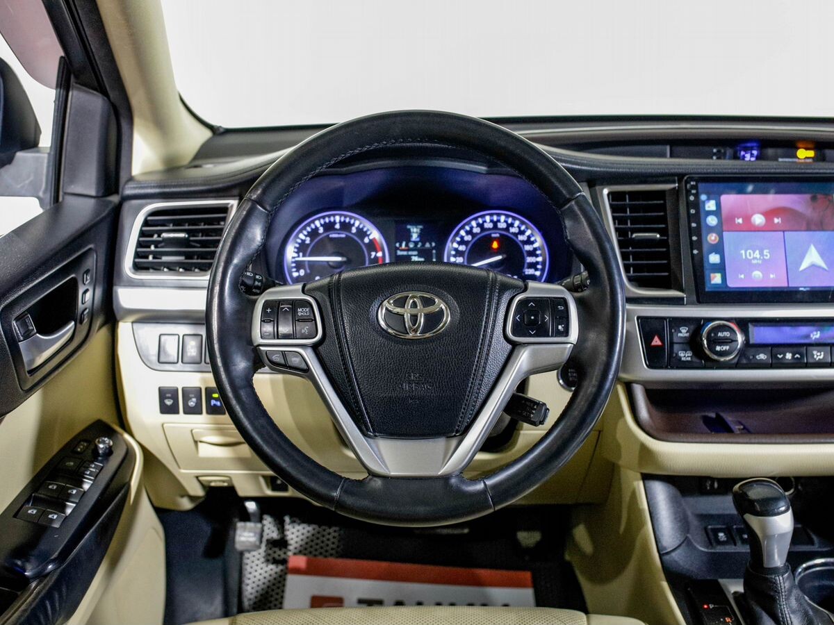 Toyota Highlander 2014 - фото автомобиля