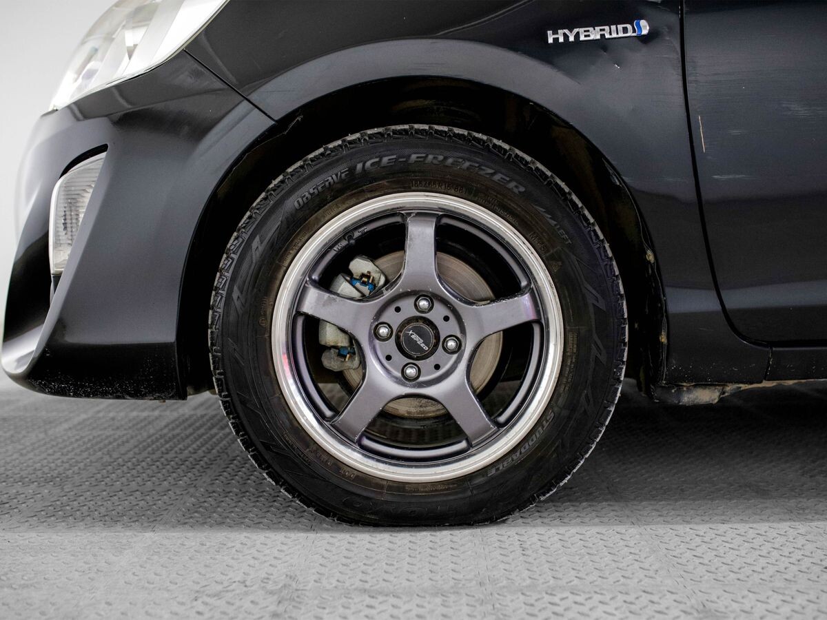 Toyota Aqua 2015 - фото автомобиля