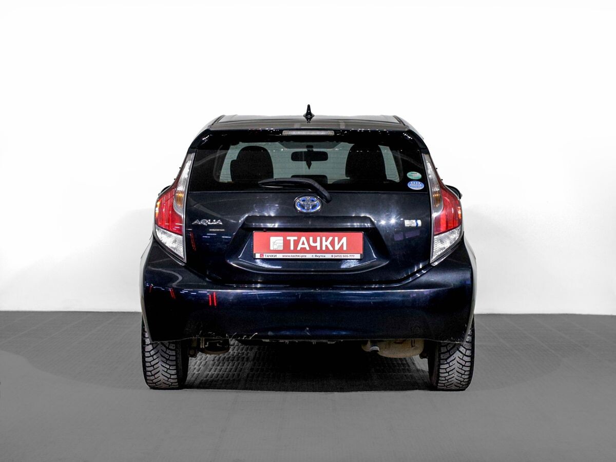 Toyota Aqua 2015 - фото автомобиля