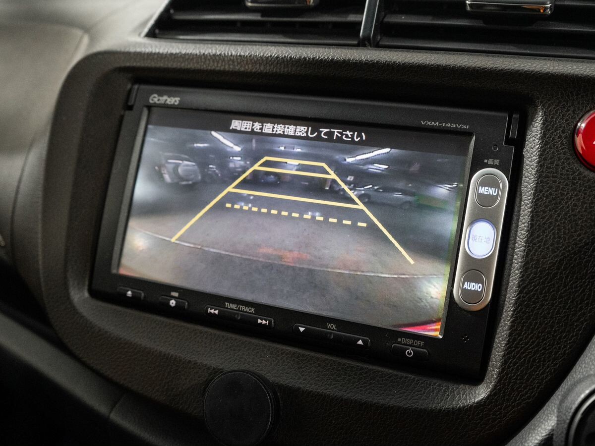 Honda Fit Shuttle 2013 - фото автомобиля
