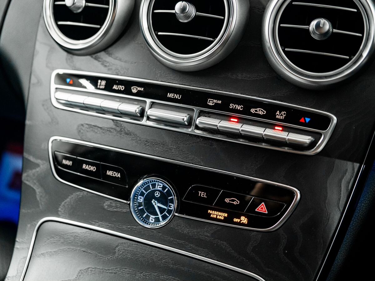 Mercedes-Benz C-Class 2018 - фото автомобиля
