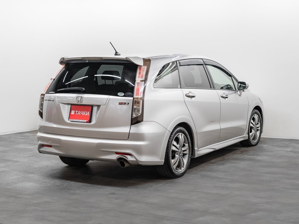 Honda Stream 2010 - фото автомобиля