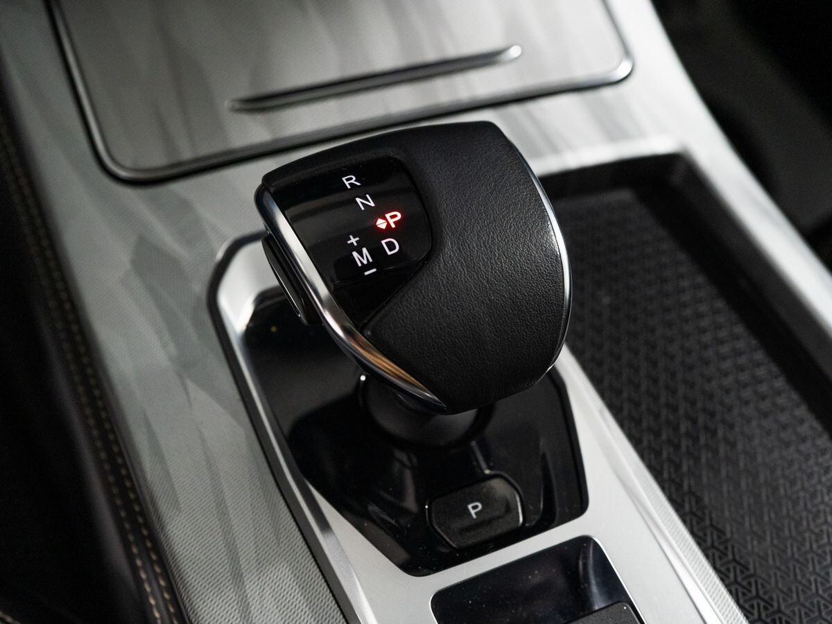 Jetour X70 Plus 2022 - фото автомобиля
