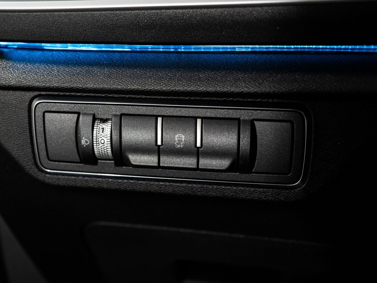 Jetour X70 Plus 2022 - фото автомобиля