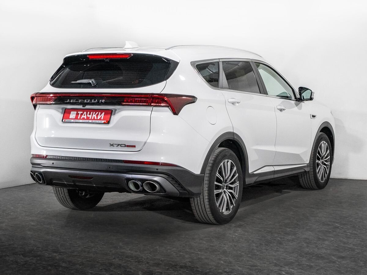Jetour X70 Plus 2022 - фото автомобиля