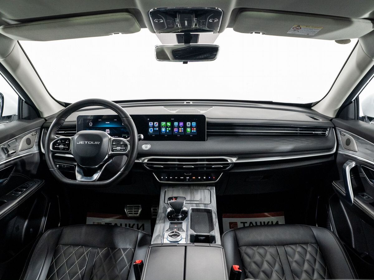 Jetour X70 Plus 2022 - фото автомобиля