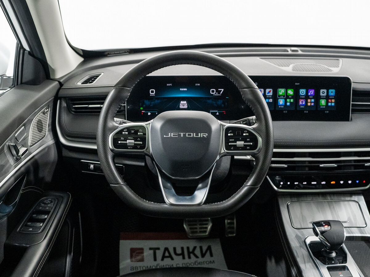 Jetour X70 Plus 2022 - фото автомобиля