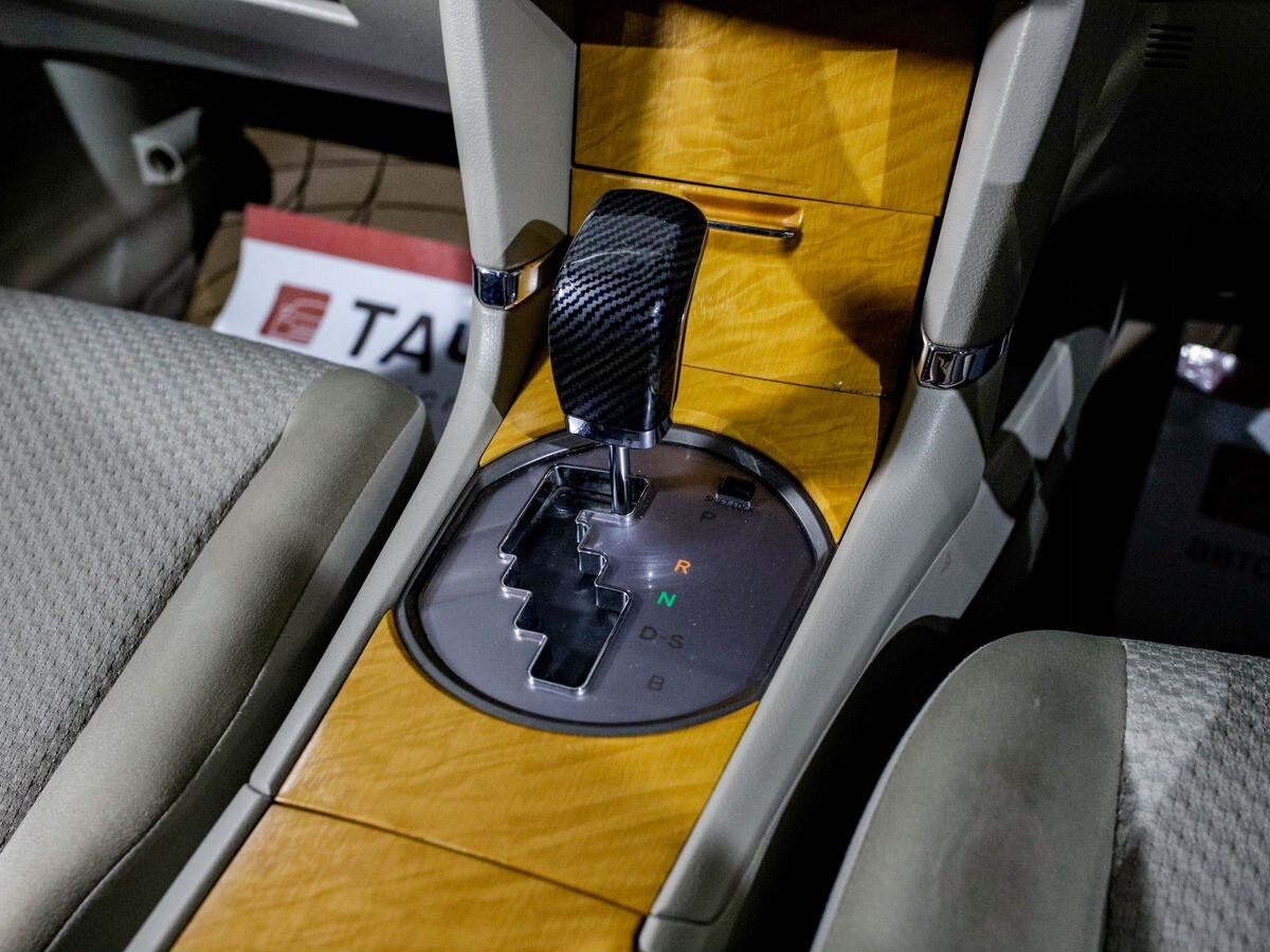 Toyota Premio 2008 - фото автомобиля