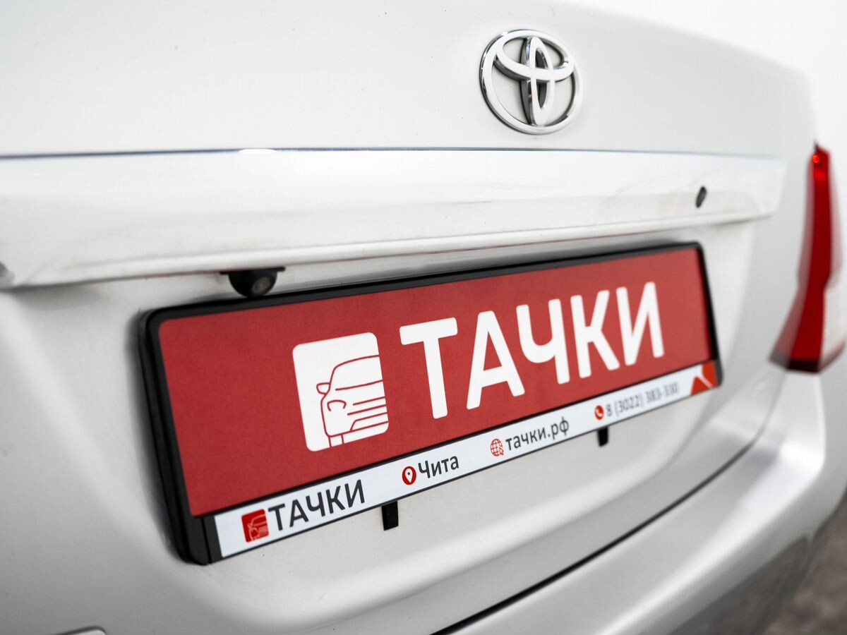 Toyota Corolla Axio 2013 - фото автомобиля