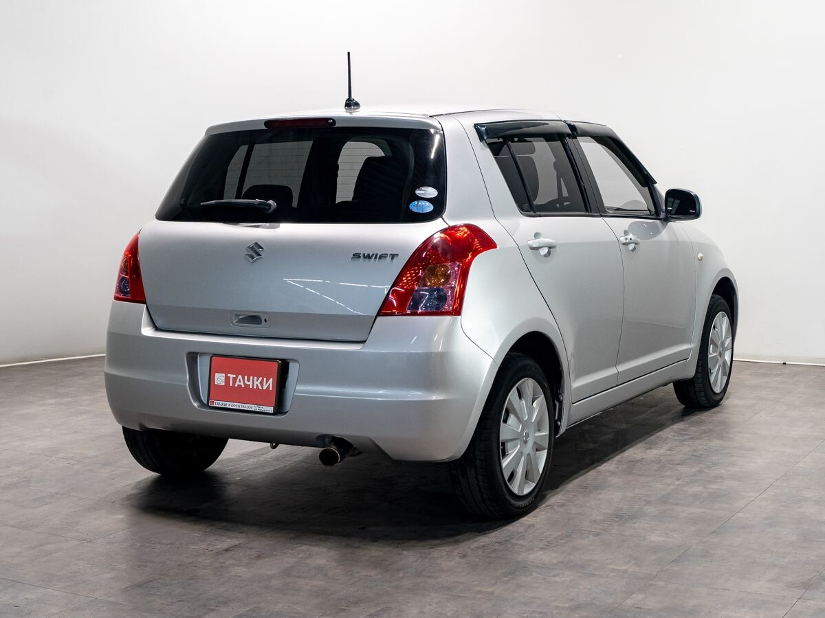 Suzuki Swift 2009 - фото автомобиля