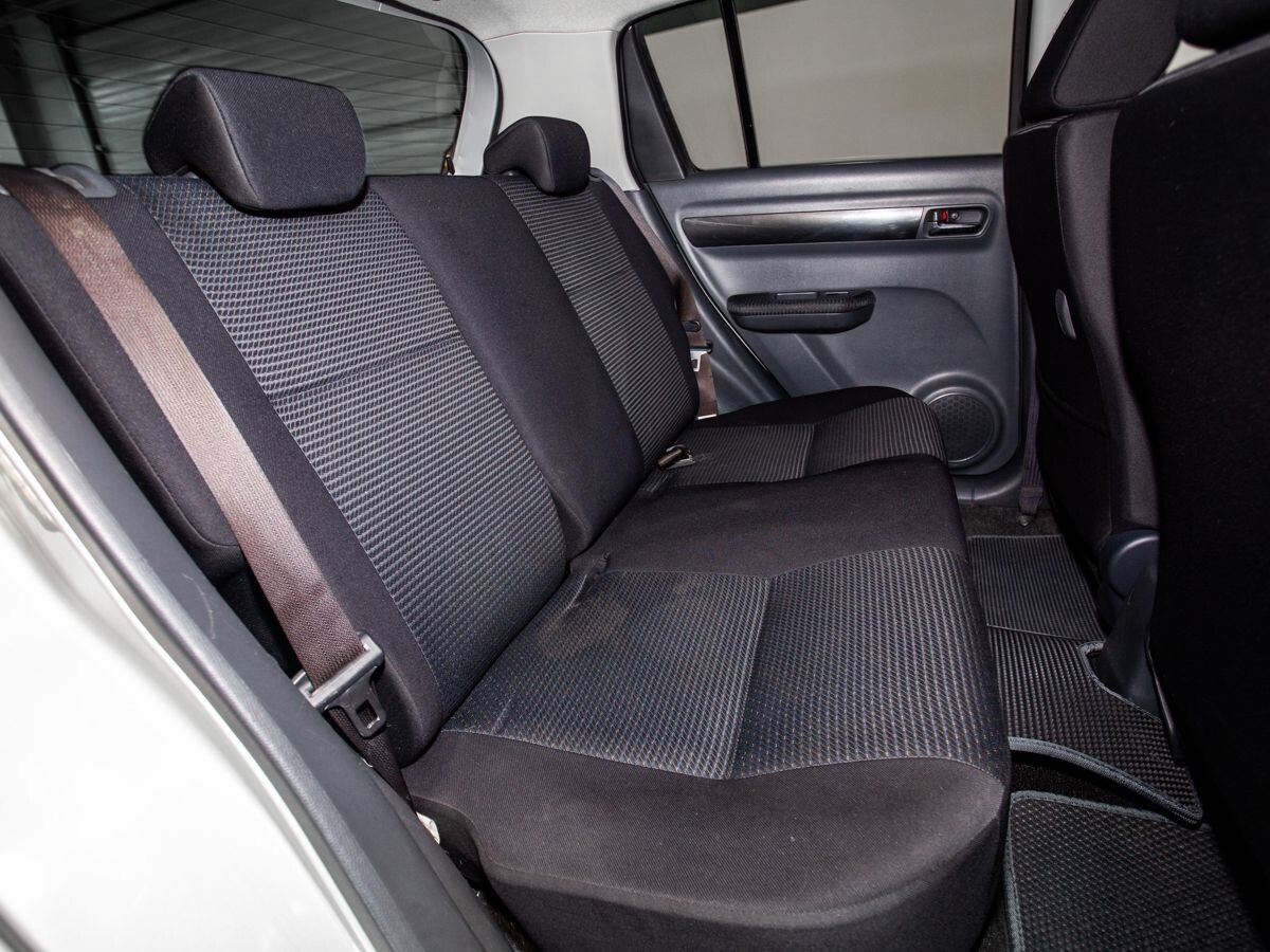 Suzuki Swift 2009 - фото автомобиля