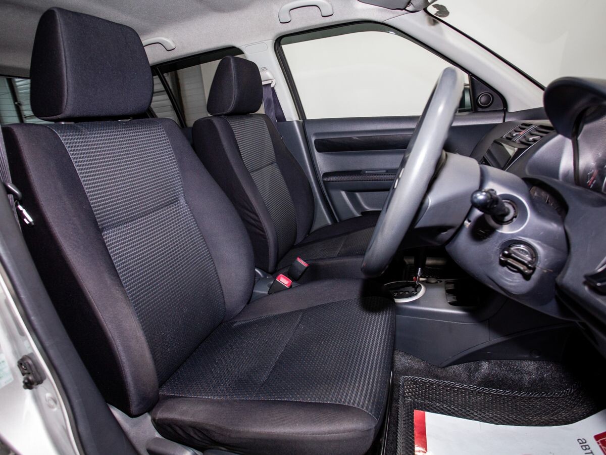 Suzuki Swift 2009 - фото автомобиля