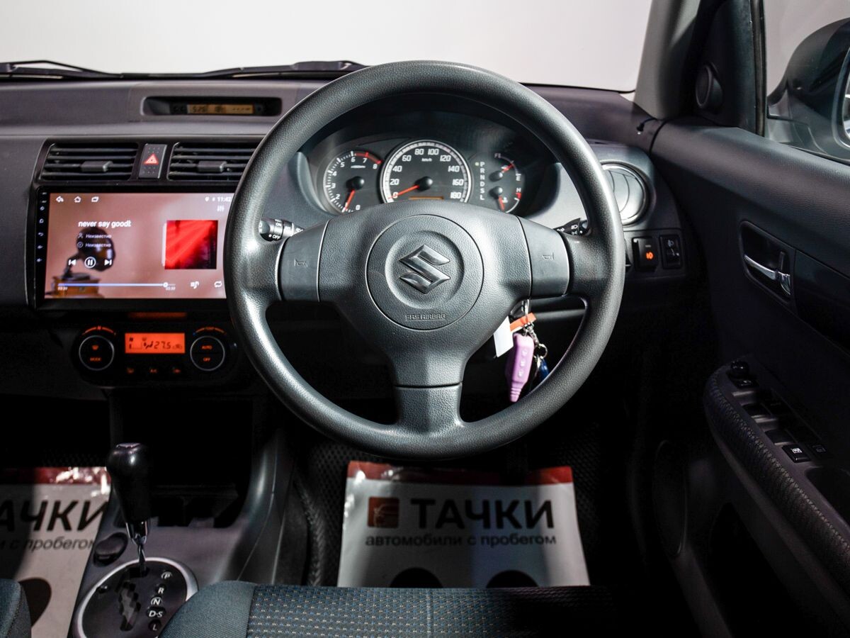 Suzuki Swift 2009 - фото автомобиля
