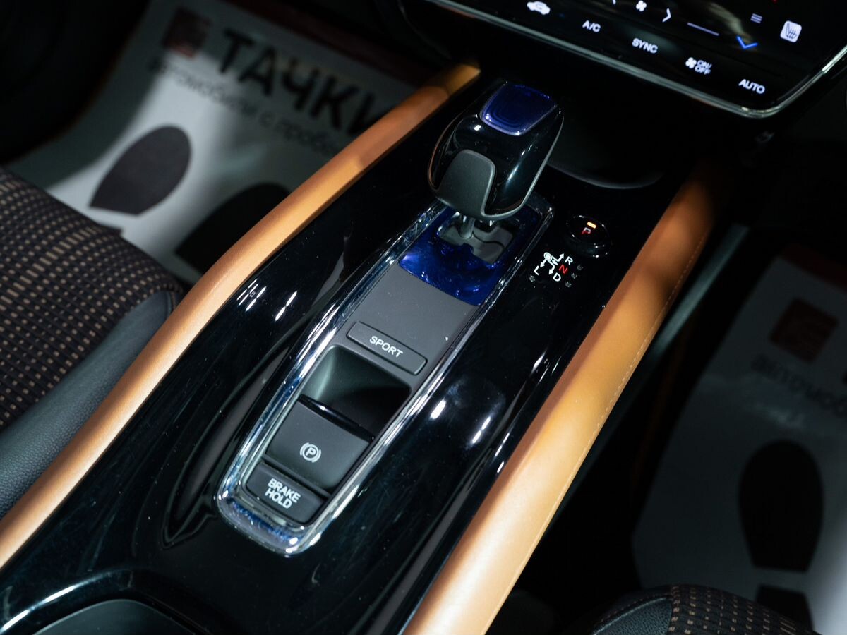 Honda Vezel 2015 - фото автомобиля