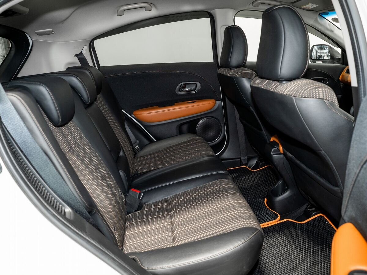 Honda Vezel 2015 - фото автомобиля