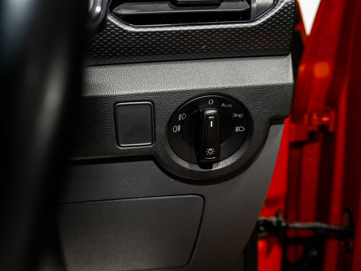 Volkswagen T-Cross 2020 - фото автомобиля
