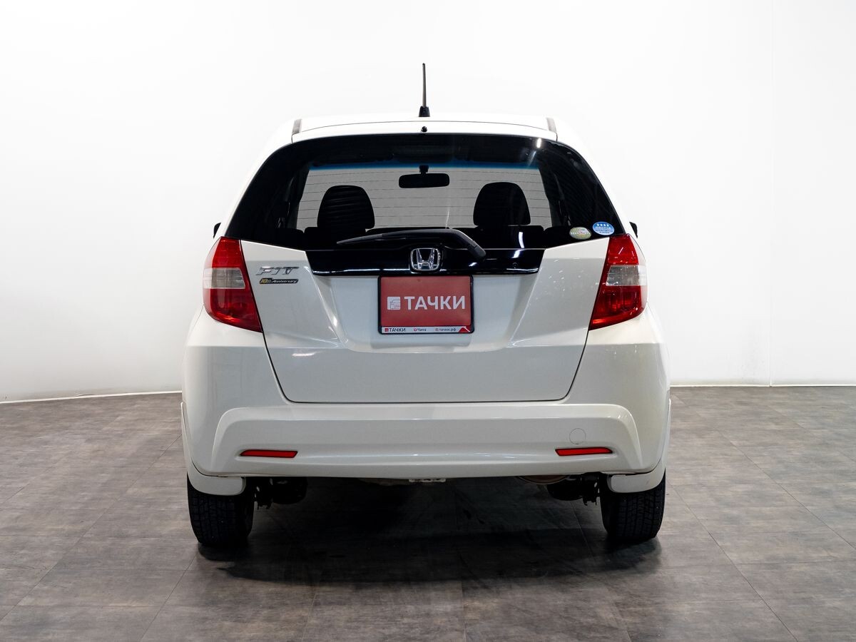 Honda Fit 2012 - фото автомобиля
