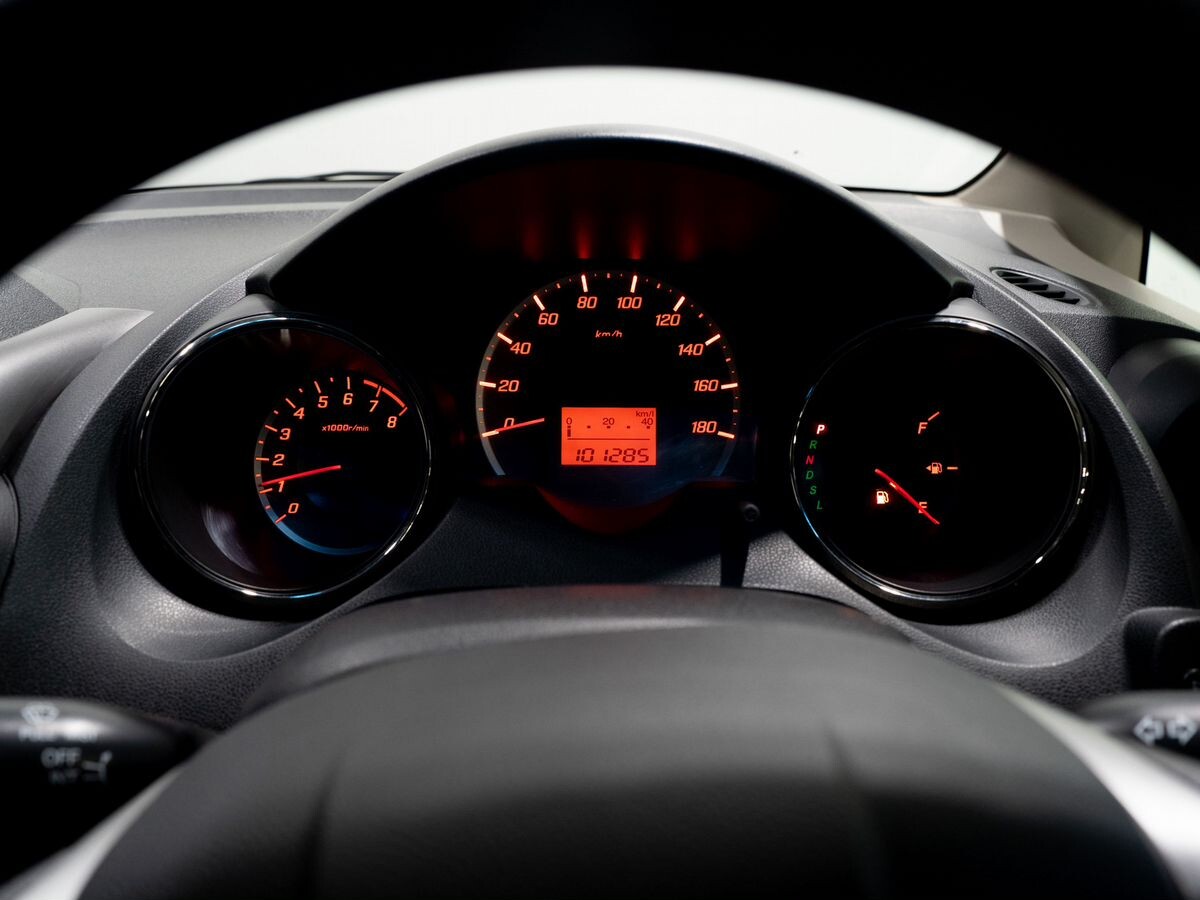 Honda Fit 2012 - фото автомобиля