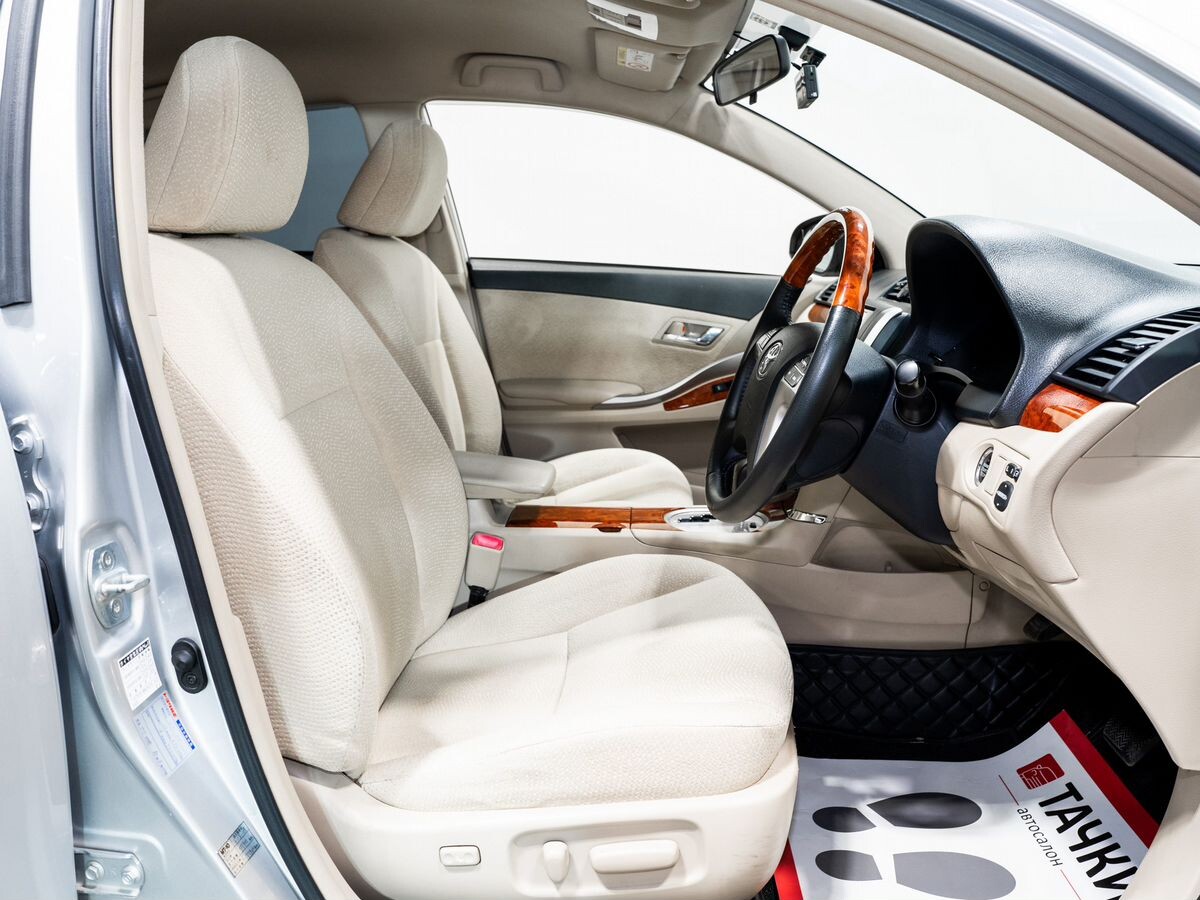 Toyota Allion 2013 - фото автомобиля
