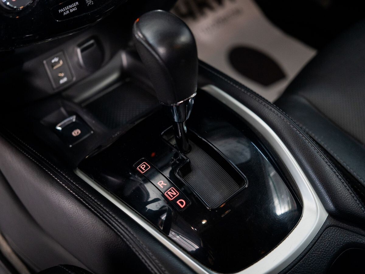 Nissan X-Trail 2019 - фото автомобиля